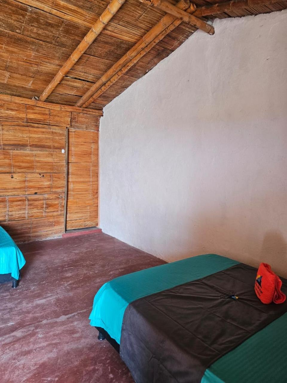 Estadero Los Hoyos Villavieja Exterior photo